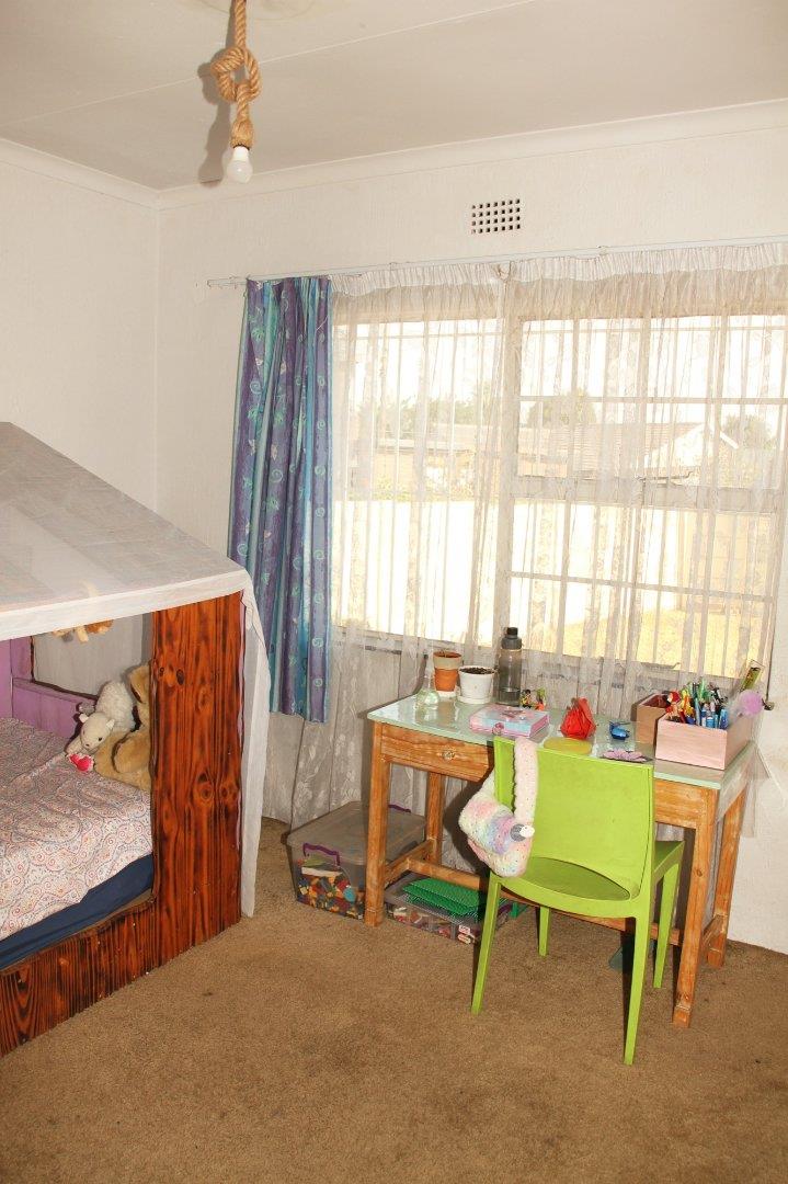 4 Bedroom Property for Sale in Brackendowns Ext 2 Gauteng