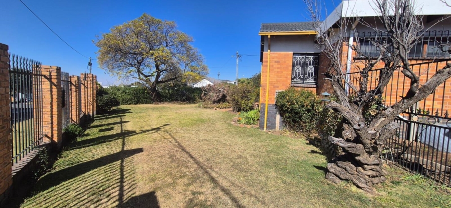 3 Bedroom Property for Sale in South Crest Gauteng