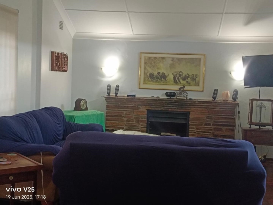 3 Bedroom Property for Sale in South Crest Gauteng