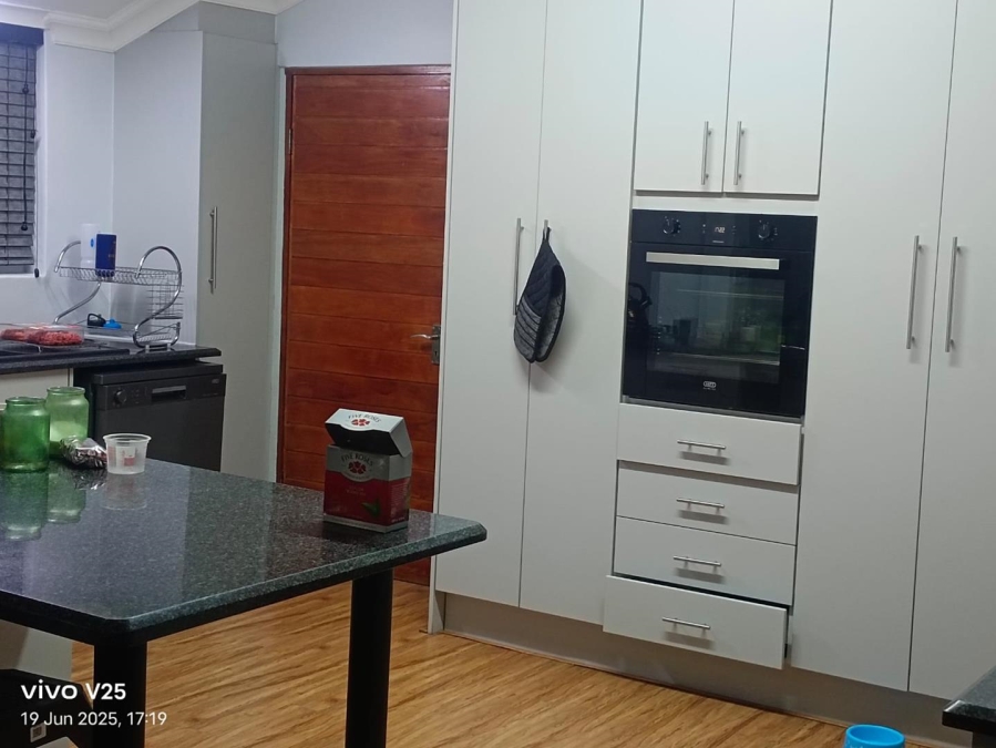 3 Bedroom Property for Sale in South Crest Gauteng