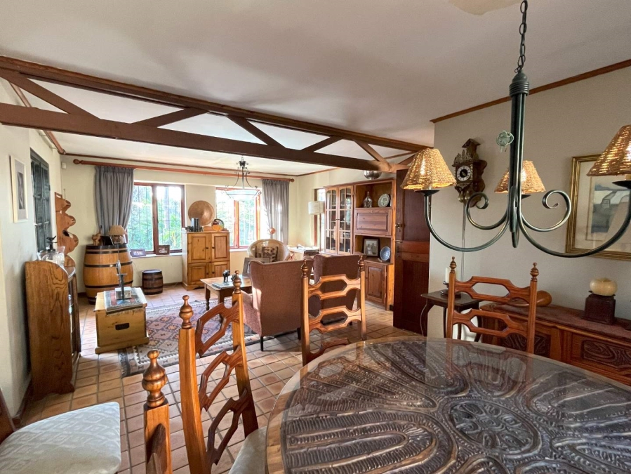 3 Bedroom Property for Sale in Garsfontein Gauteng
