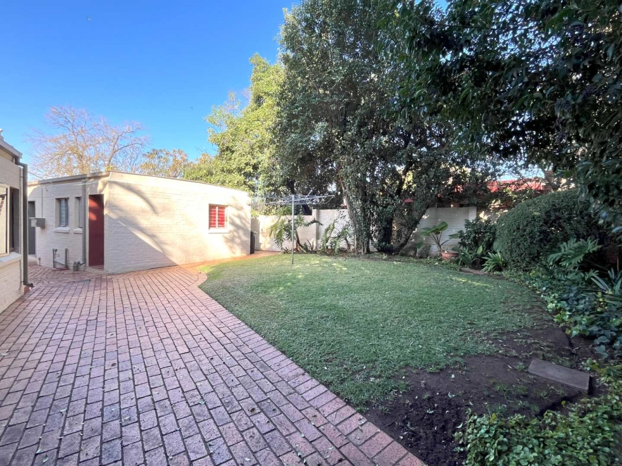 3 Bedroom Property for Sale in Garsfontein Gauteng