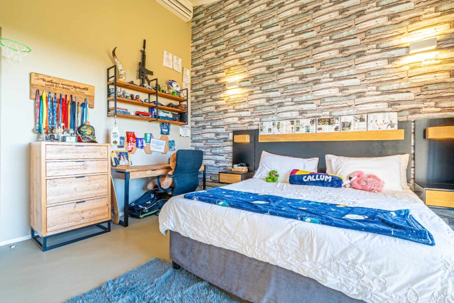 4 Bedroom Property for Sale in Monaghan Farm Gauteng