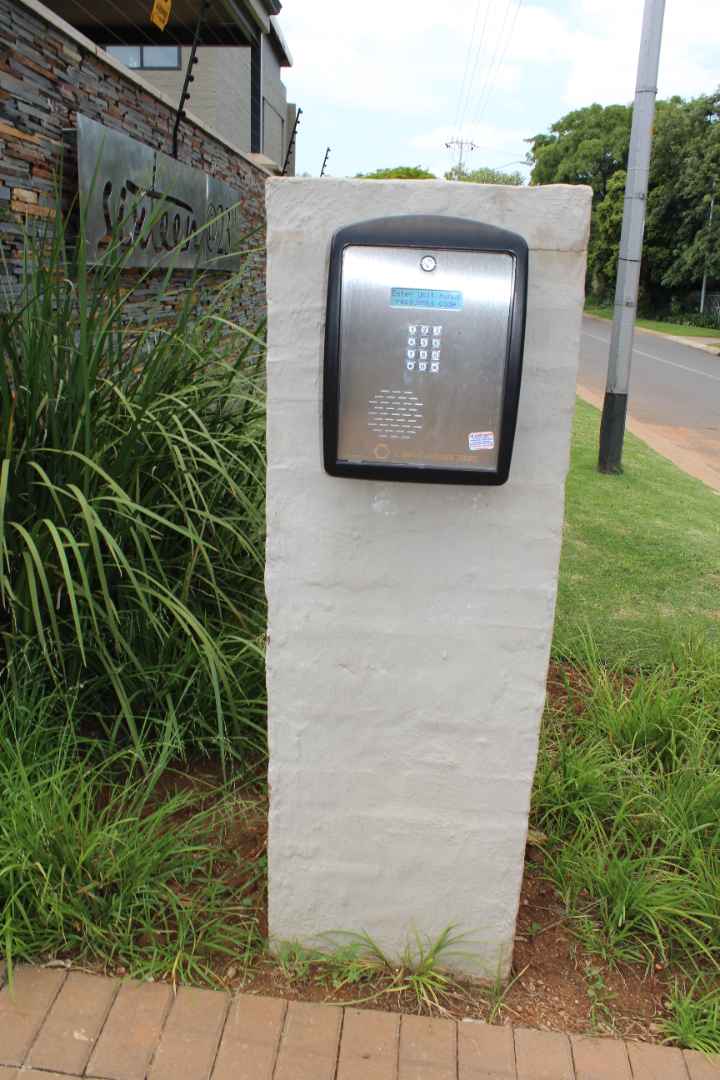 To Let 1 Bedroom Property for Rent in Menlo Park Gauteng
