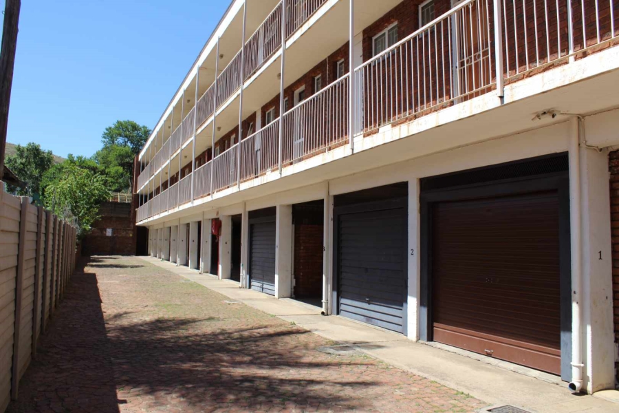 To Let 1 Bedroom Property for Rent in Mountain View Gauteng
