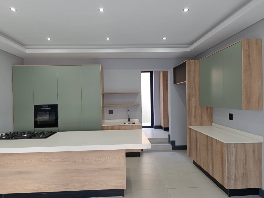 4 Bedroom Property for Sale in Fountainbrook Estate Gauteng