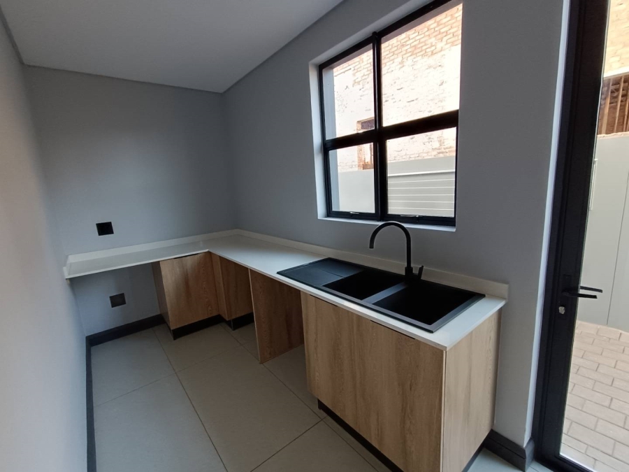 4 Bedroom Property for Sale in Fountainbrook Estate Gauteng