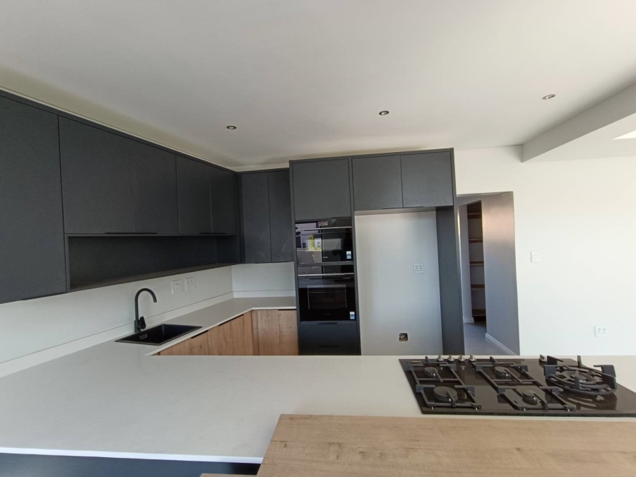 4 Bedroom Property for Sale in Midstream Estate Gauteng