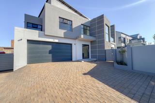 4 Bedroom Property for Sale in Midstream Estate Gauteng