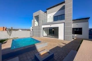 4 Bedroom Property for Sale in Midstream Estate Gauteng