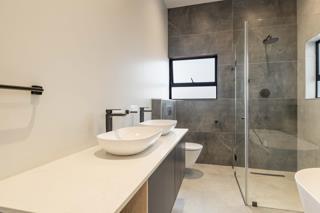 4 Bedroom Property for Sale in Midstream Estate Gauteng
