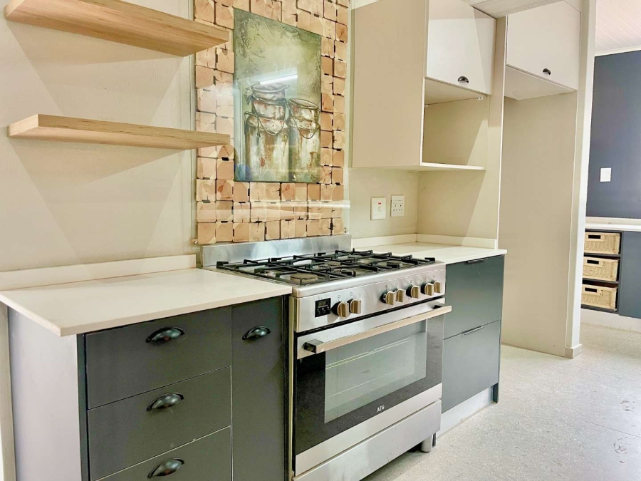 To Let 3 Bedroom Property for Rent in Garsfontein Gauteng