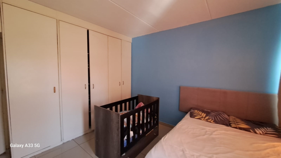 2 Bedroom Property for Sale in Buccleuch Gauteng