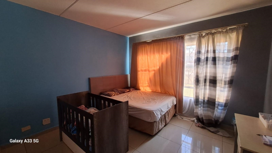 2 Bedroom Property for Sale in Buccleuch Gauteng