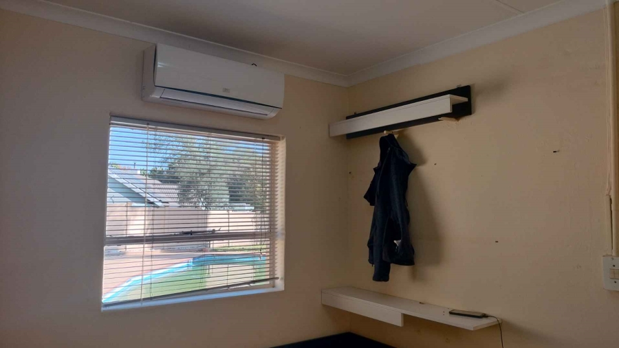 1 Bedroom Property for Sale in Malanshof Gauteng