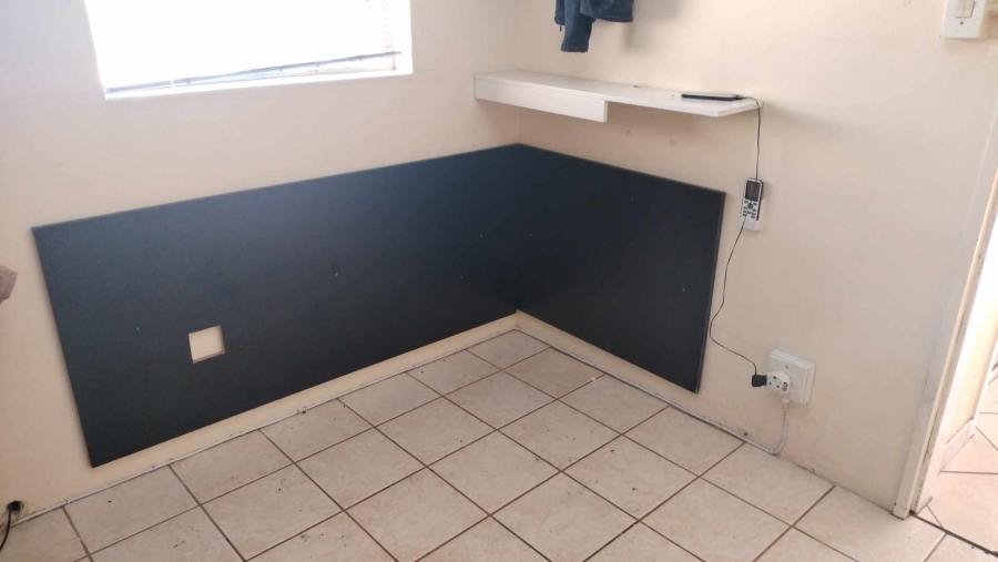 1 Bedroom Property for Sale in Malanshof Gauteng