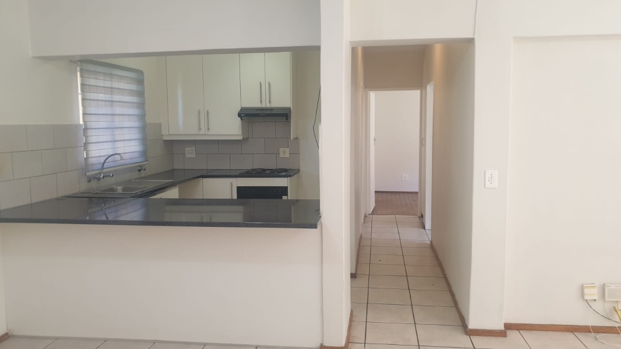2 Bedroom Property for Sale in Sundowner Gauteng