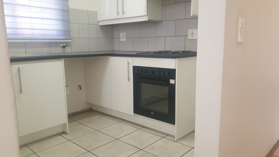 2 Bedroom Property for Sale in Sundowner Gauteng