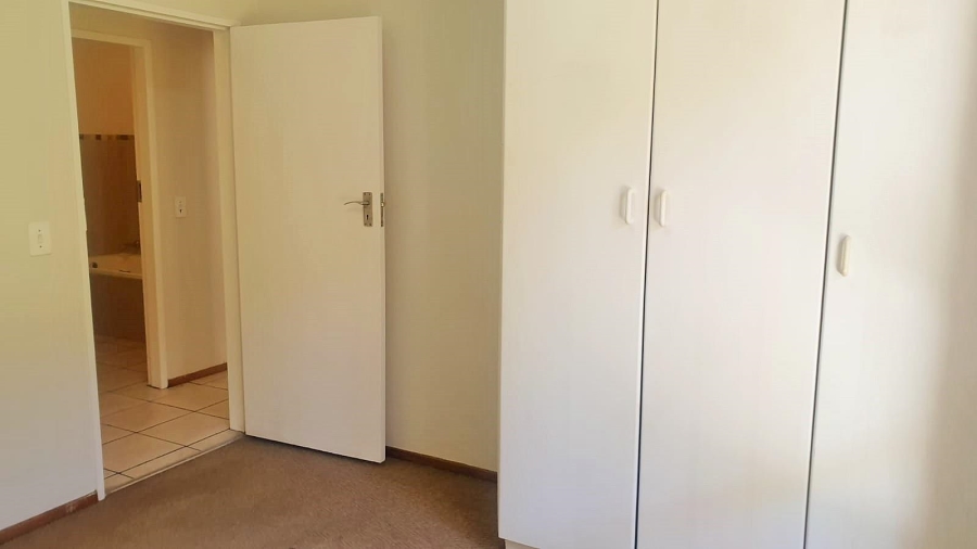 2 Bedroom Property for Sale in Sundowner Gauteng