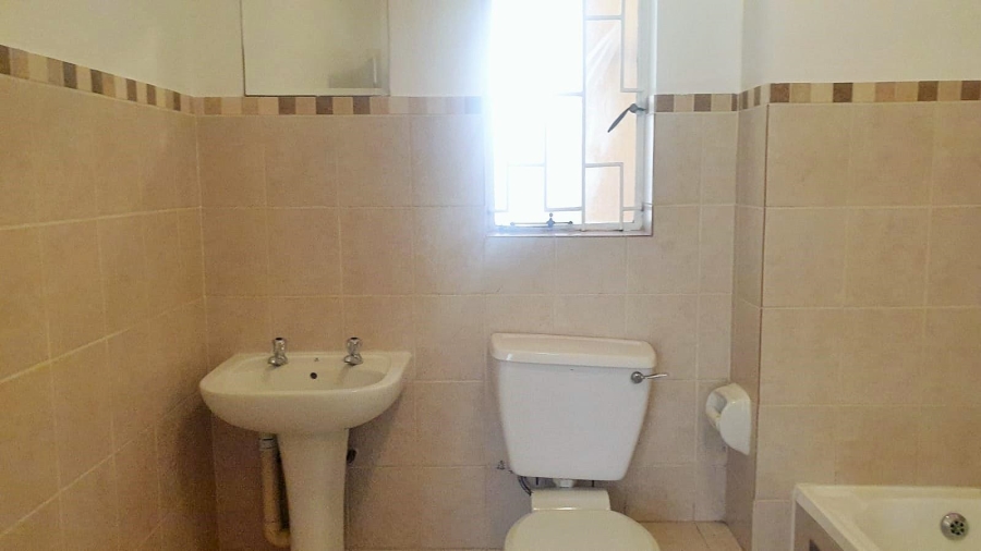 2 Bedroom Property for Sale in Sundowner Gauteng