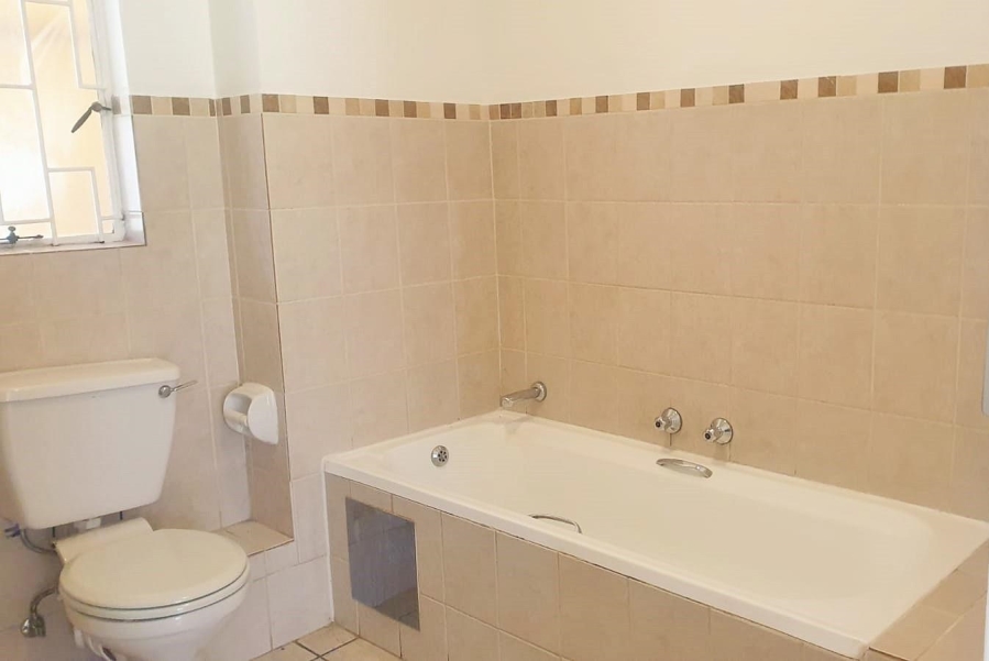 2 Bedroom Property for Sale in Sundowner Gauteng