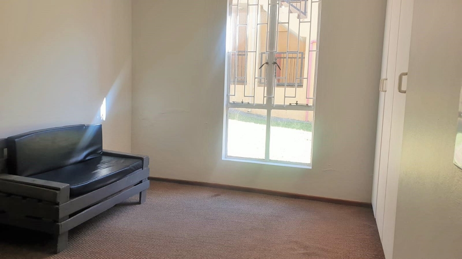 2 Bedroom Property for Sale in Sundowner Gauteng