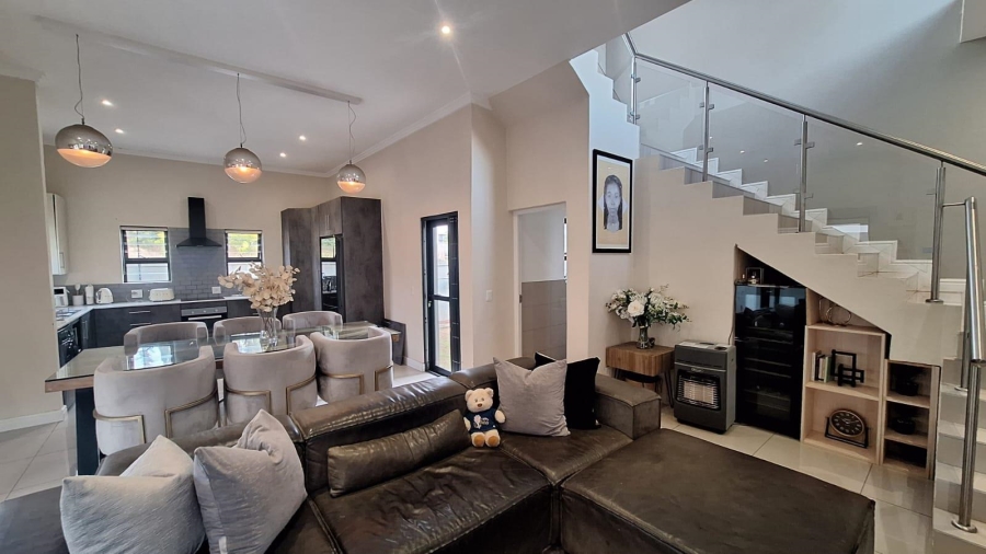 To Let 3 Bedroom Property for Rent in Ferndale Gauteng