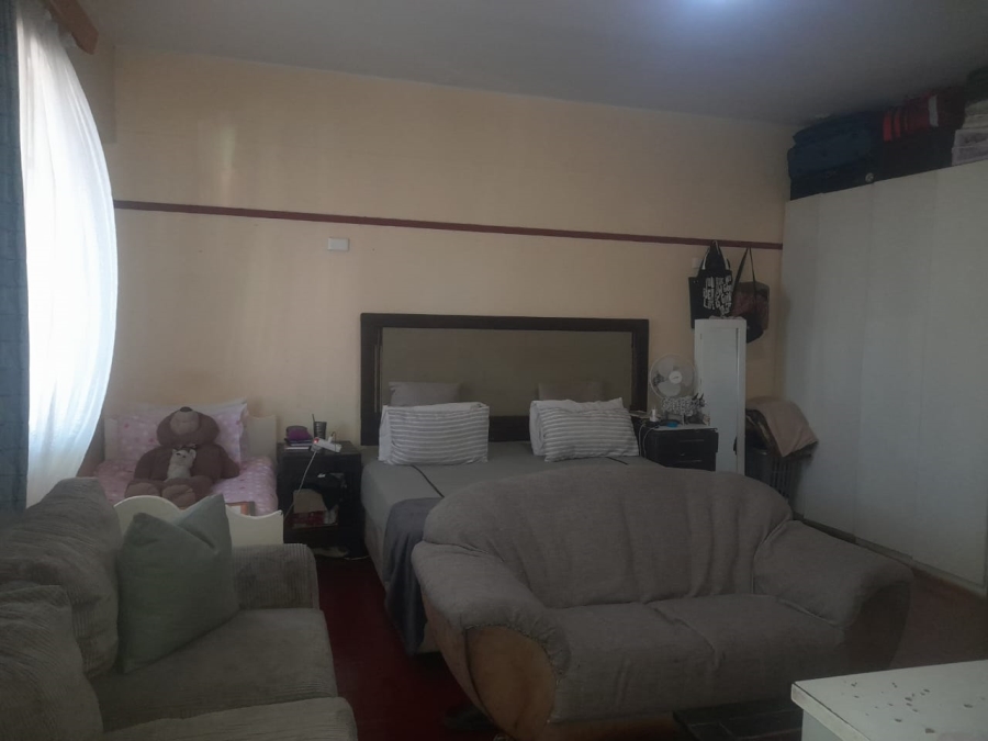 2 Bedroom Property for Sale in Yeoville Gauteng
