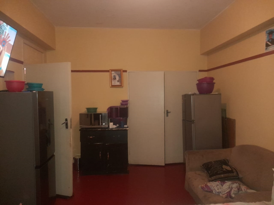 2 Bedroom Property for Sale in Yeoville Gauteng