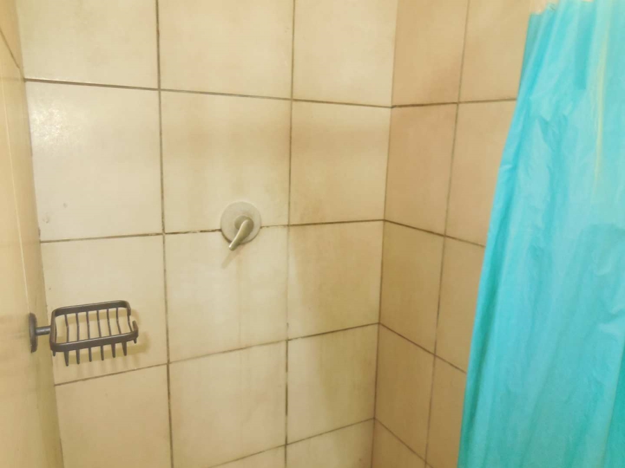 To Let 1 Bedroom Property for Rent in Silverton Gauteng