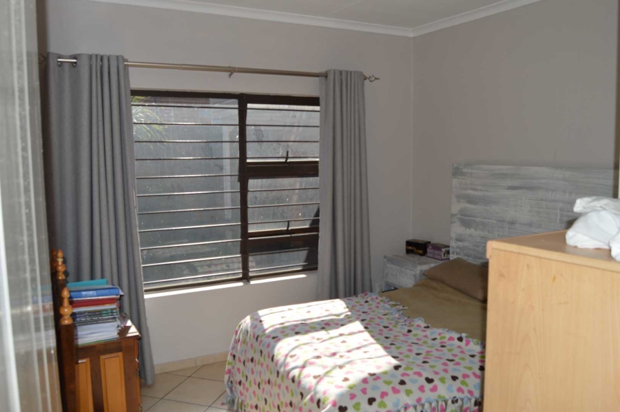 3 Bedroom Property for Sale in New Market Gauteng