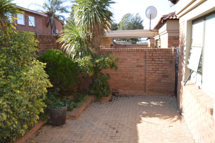 3 Bedroom Property for Sale in New Market Gauteng