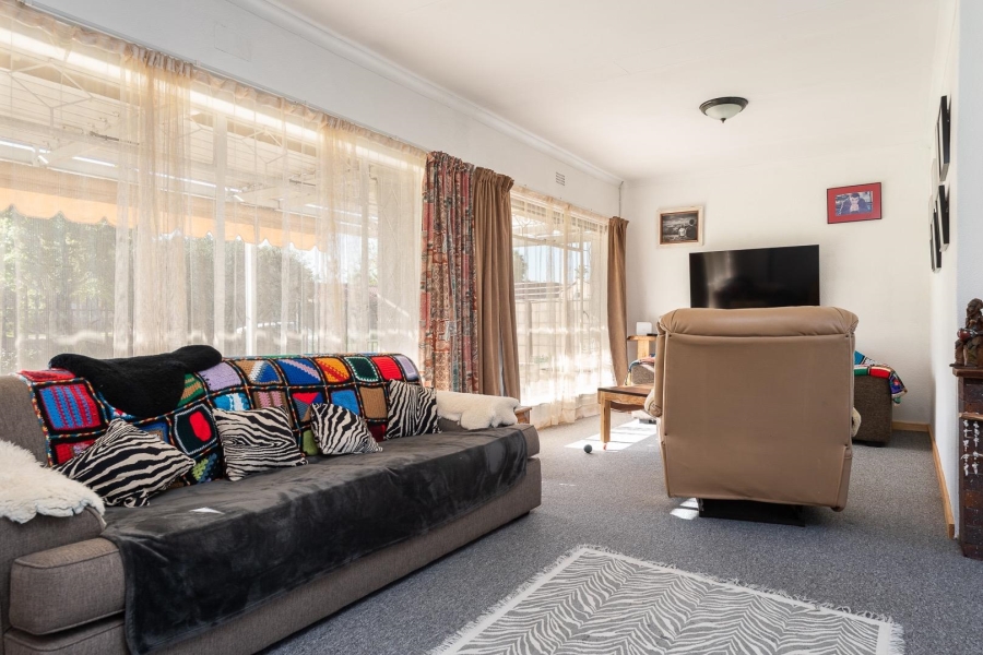 3 Bedroom Property for Sale in Brackendowns Gauteng