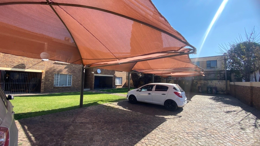 2 Bedroom Property for Sale in Brakpan Central Gauteng