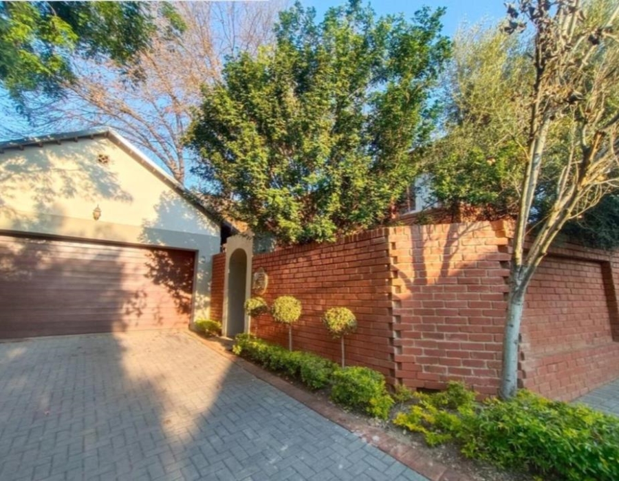 3 Bedroom Property for Sale in Equestria Gauteng