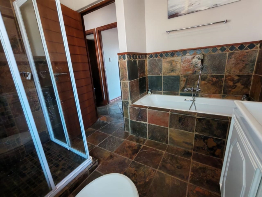 3 Bedroom Property for Sale in Equestria Gauteng