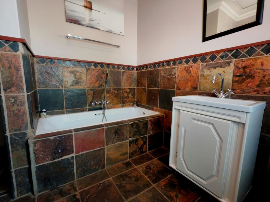 3 Bedroom Property for Sale in Equestria Gauteng