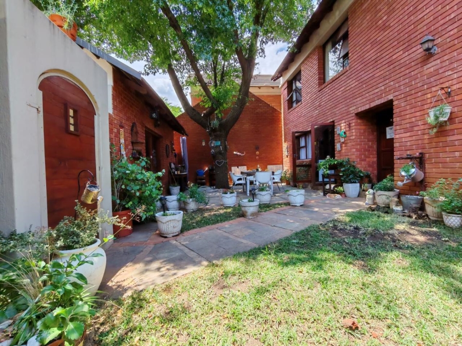 3 Bedroom Property for Sale in Equestria Gauteng