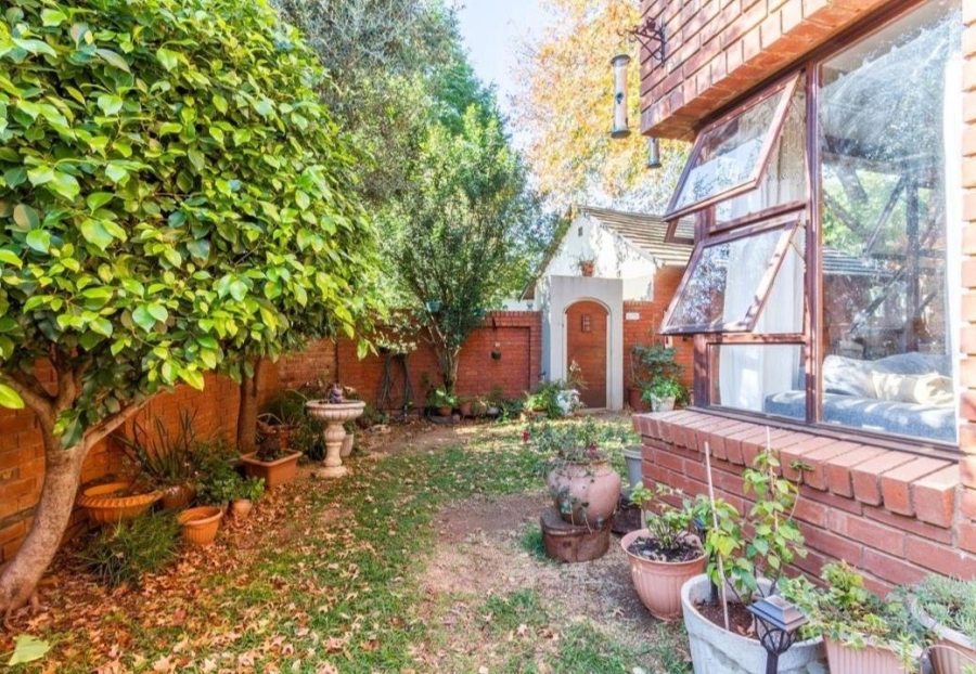 3 Bedroom Property for Sale in Equestria Gauteng