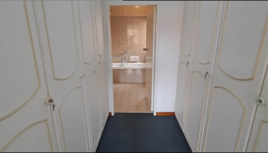 3 Bedroom Property for Sale in Die Wilgers Gauteng