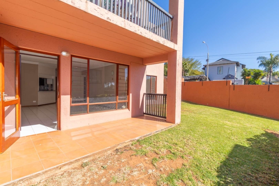 To Let 2 Bedroom Property for Rent in Little Falls Gauteng