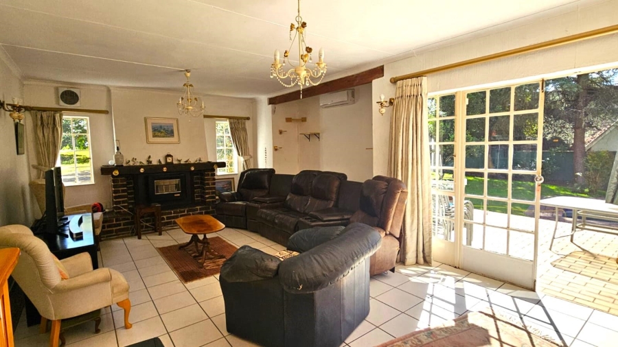 To Let 4 Bedroom Property for Rent in Bryanston Gauteng