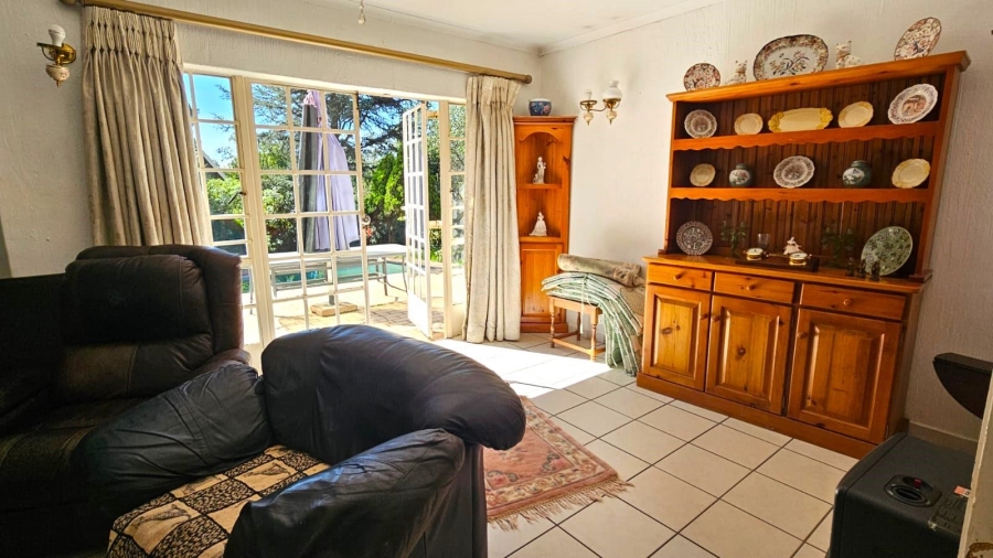 To Let 4 Bedroom Property for Rent in Bryanston Gauteng