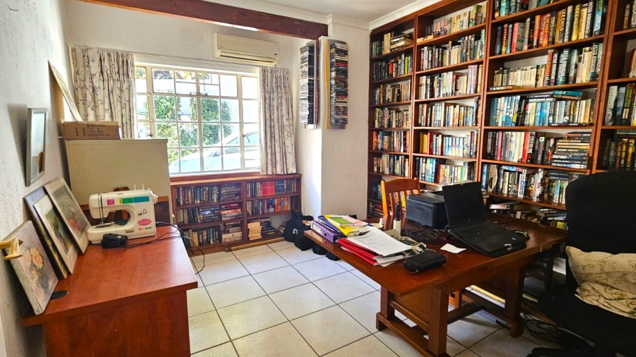 To Let 4 Bedroom Property for Rent in Bryanston Gauteng