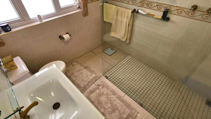 To Let 4 Bedroom Property for Rent in Bryanston Gauteng
