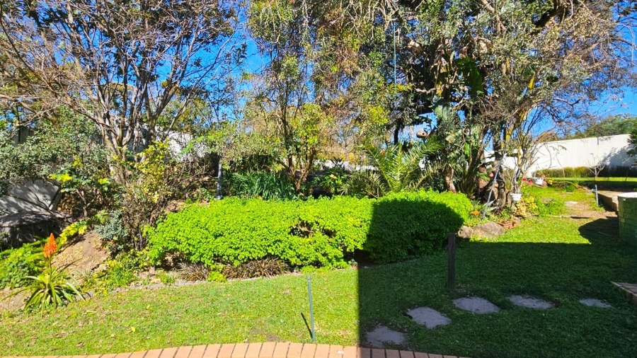 To Let 4 Bedroom Property for Rent in Bryanston Gauteng