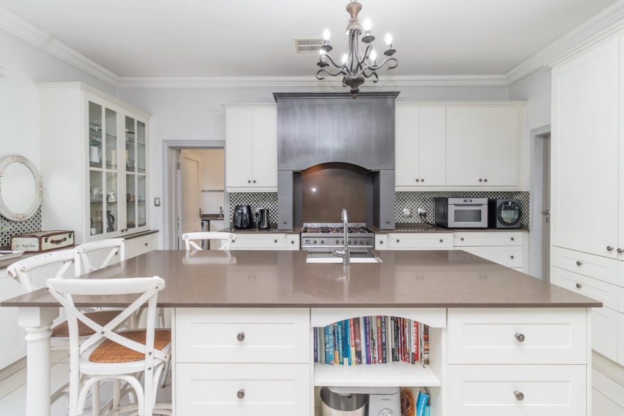 4 Bedroom Property for Sale in Waterfall Country Estate Gauteng