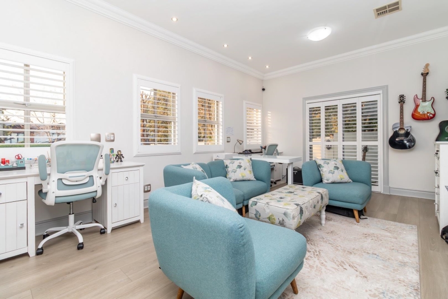 4 Bedroom Property for Sale in Waterfall Country Estate Gauteng