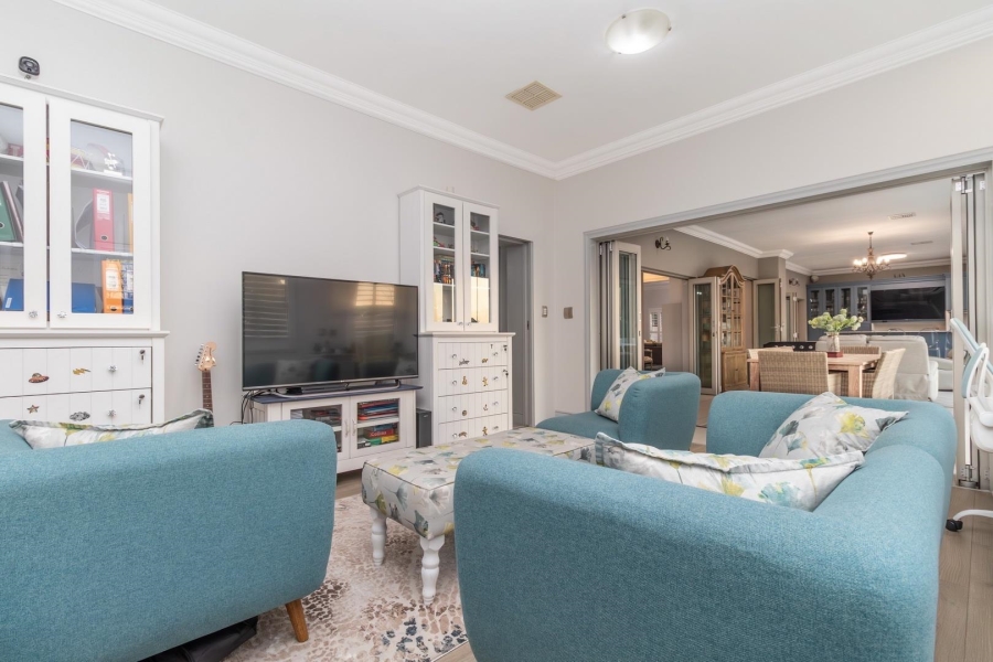 4 Bedroom Property for Sale in Waterfall Country Estate Gauteng