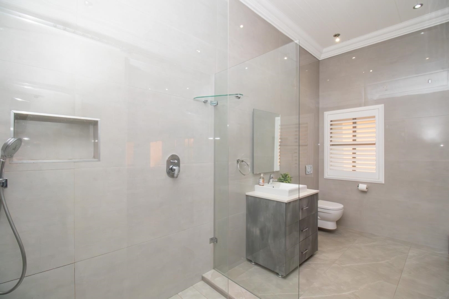 4 Bedroom Property for Sale in Waterfall Country Estate Gauteng